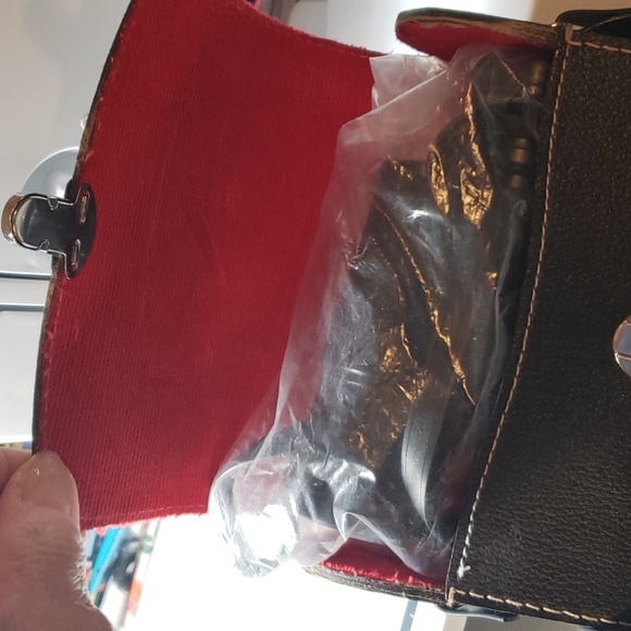 BINOCULARS - Picture 13 of 17